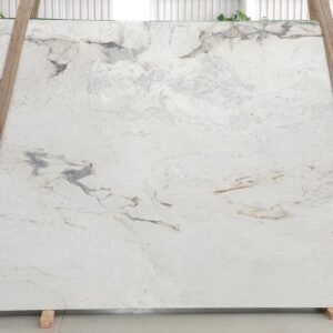 Calacatta Macchia Honed 2cm